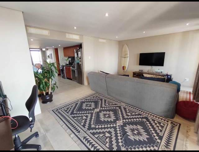 3 BEDROOM APARTMENT FOR SALE IN POINT WATERFRONT